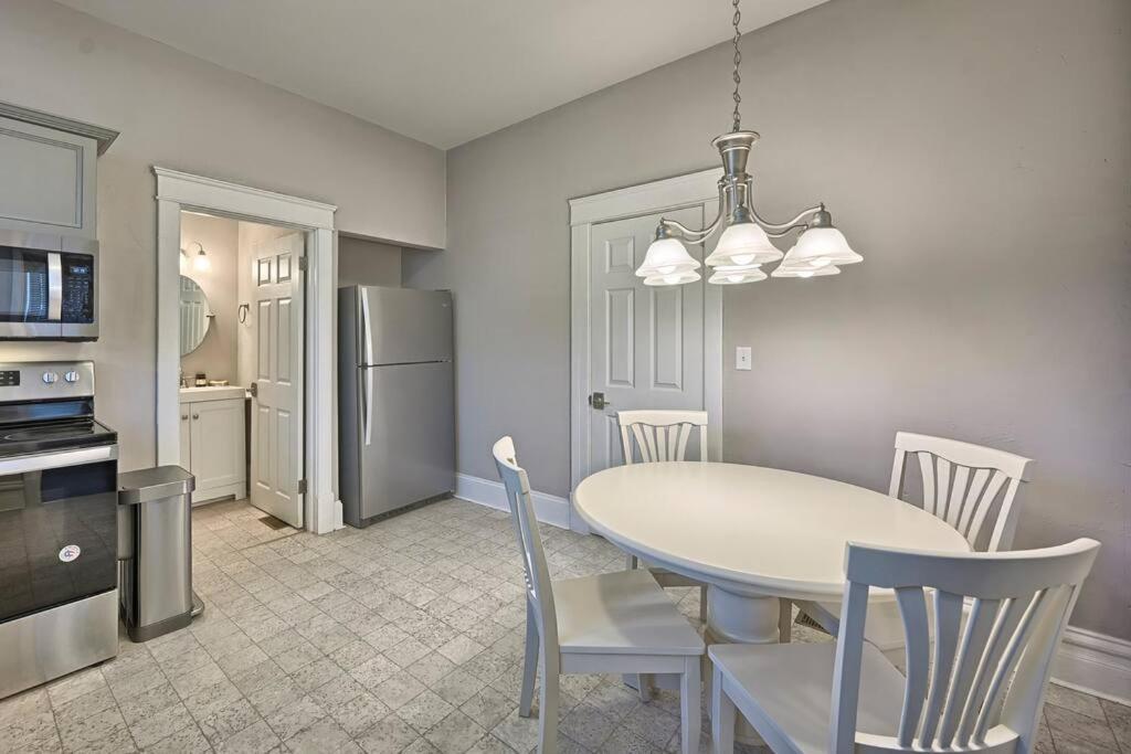 Suites On Seneca - Lovely 2 Bed 1 Bath Apartment Harrisburg Zewnętrze zdjęcie